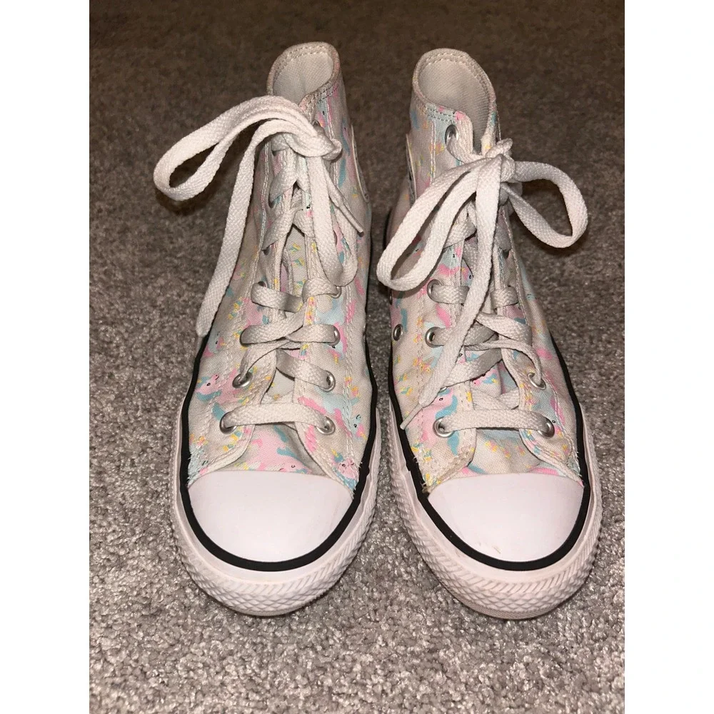 Converse Chuck Taylor All‎ Star High Top Unicorn Print Sneakers Pastel Junior 5 - Picture 2 of 7